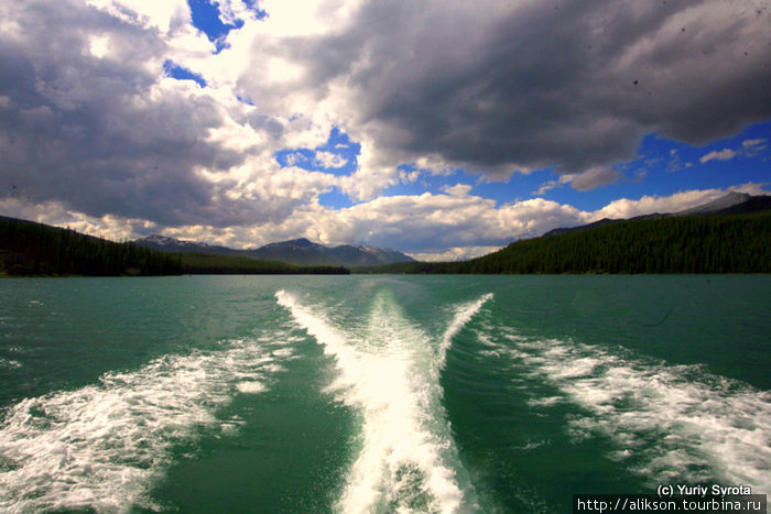 Озеро Малин. Джаспер, Канада Озеро Малин. Джаспер, Канада