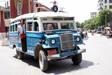 Городской автобус в Мандалае