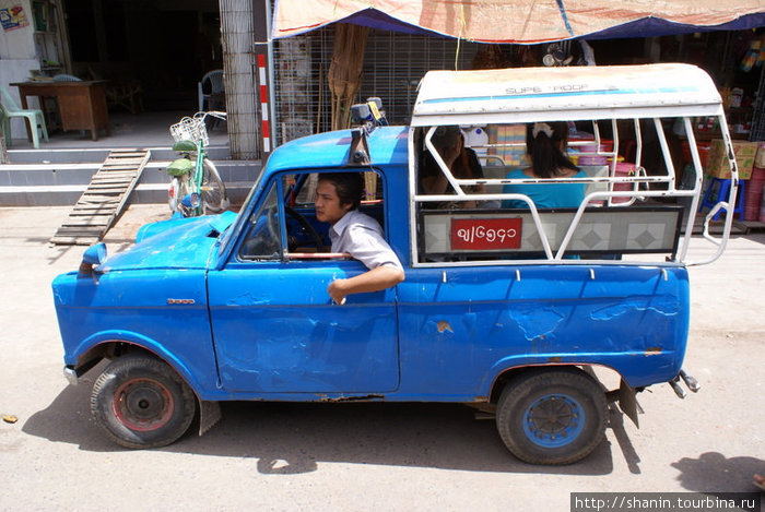 Синее такси в Мандалае Кийякдо, Мьянма
