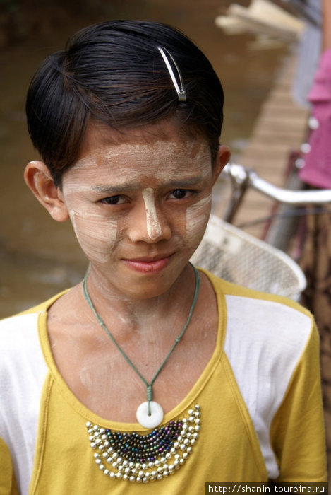 Девочка Мьянма
