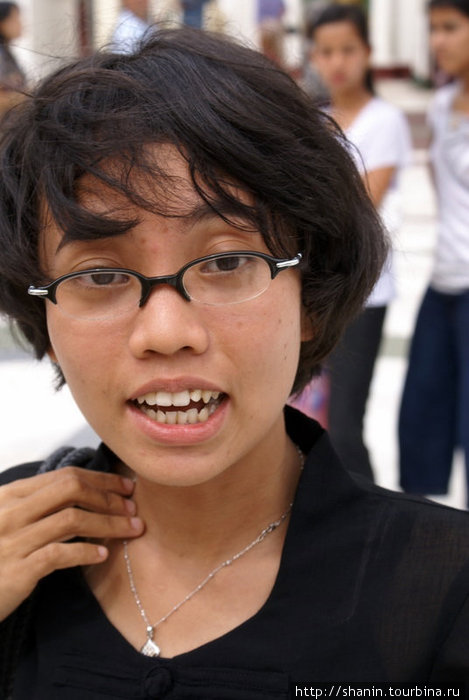 Юная интеллектуалка Мьянма