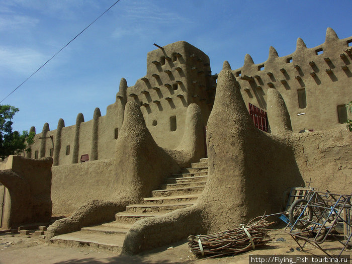 Западная Африка. Город не от мира сего. Мали