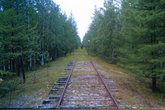 Железная дорога Салехард-Надым-Игарка (501-я и 503-я стройки ГУЛАГа) сооружалась в 1949-53 гг при Сталине силами заключённых. В 1953 году строительство было прекращено, стройка заброшена.