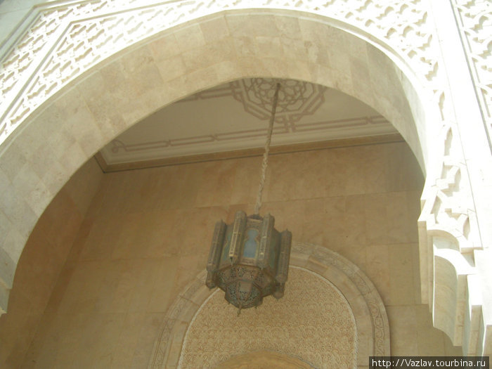 Светильник в нише Касабланка, Марокко