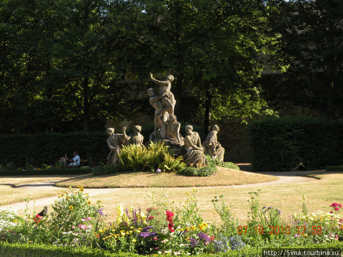 Парк, прилегающий к Резиденции. Земля Бавария, Германия