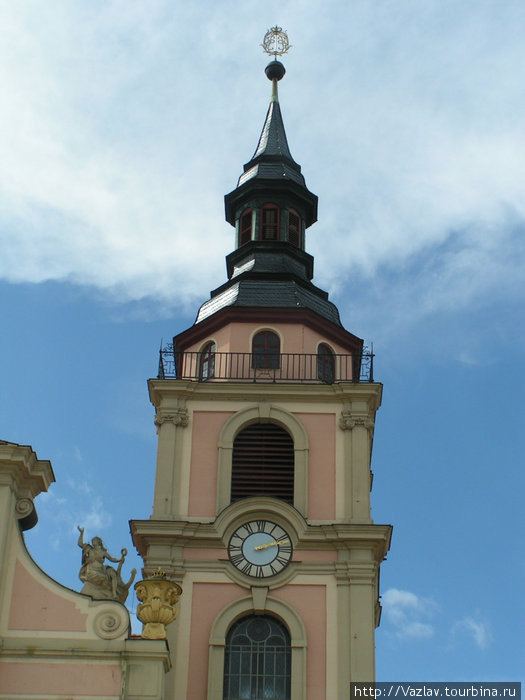 Башня с часами Людвигсбург, Германия