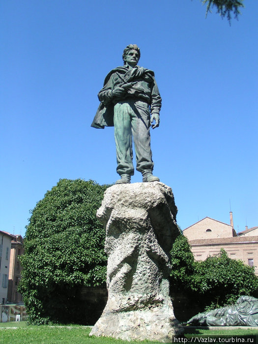 Памятник партизанам Парма, Италия