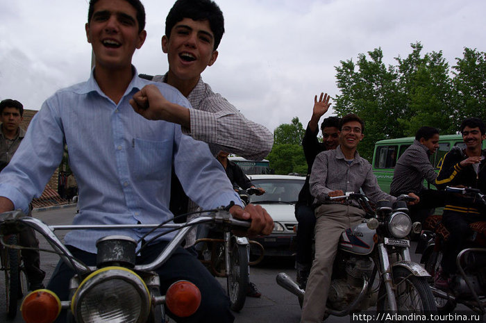 Иранцы, лица...встречи на улицах, дорогах... Иран