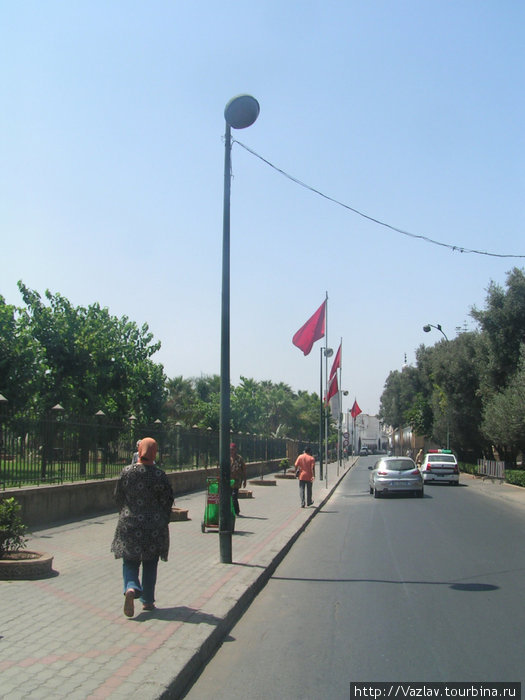 Под сенью государственного флага Касабланка, Марокко