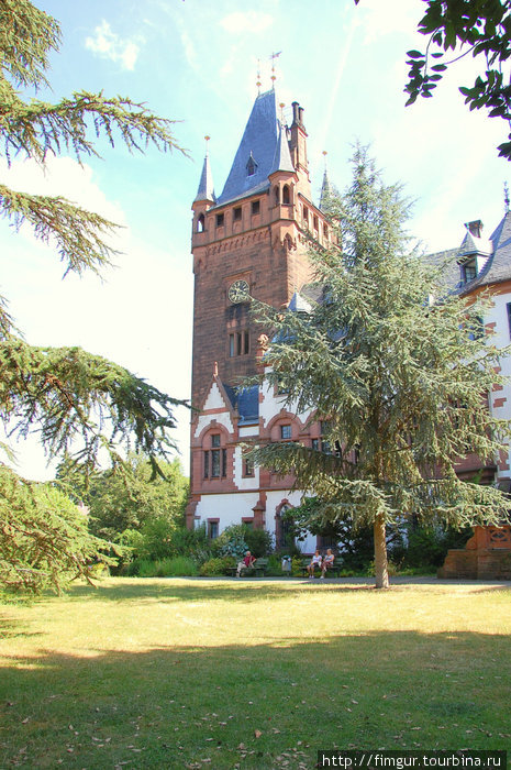 Замковая башня Вайнхайм, Германия