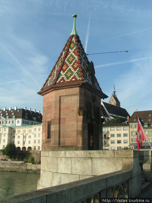 Декоративная башня, украшение моста Базель, Швейцария