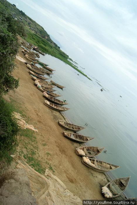 вид с обрыва на озере Альберт Озеро Альберт, Уганда