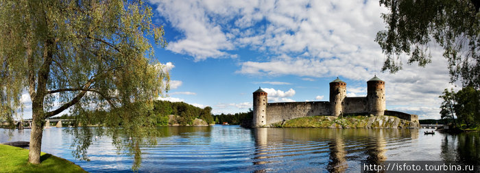 Панорамный снимок крепости Олавинлинна Савонлинна, Финляндия