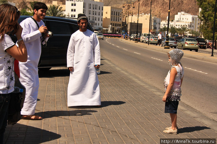 Как и во всех арабских странах, в Омане боготворят детей Оман
