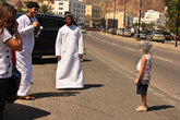 Как и во всех арабских странах, в Омане боготворят детей