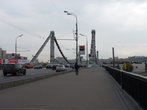 Идем в Арт Музеон по Крымскому мосту.