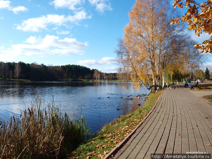 Озеро Друскино в центре города Друскининкай, Литва