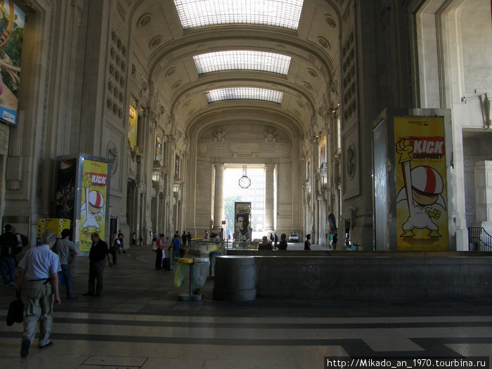Железнодорожный вокзал в Милане Бергамо, Италия
