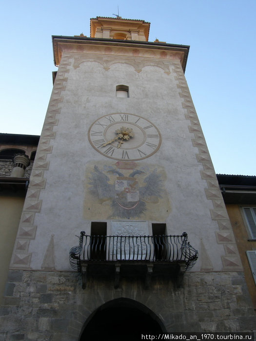 Башня с часами Бергамо, Италия
