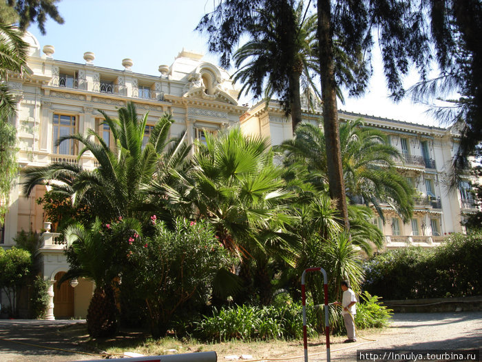 Только подумайте — перед вашими глазами двухзвездочный отель Ницца, Франция