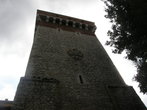 Старая башня с гербом