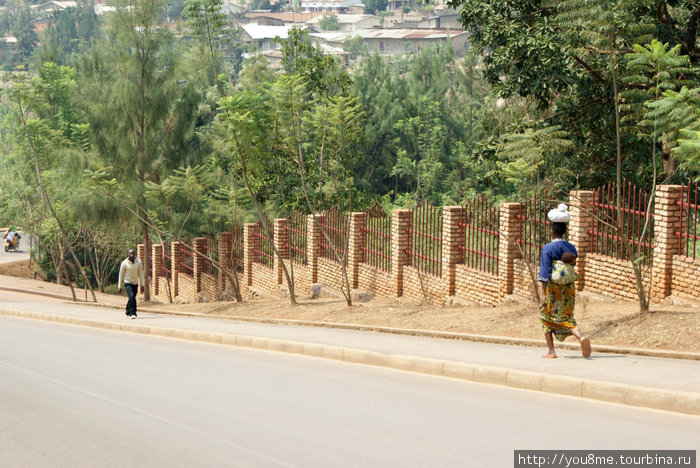 вдоль по улице Кигали, Руанда