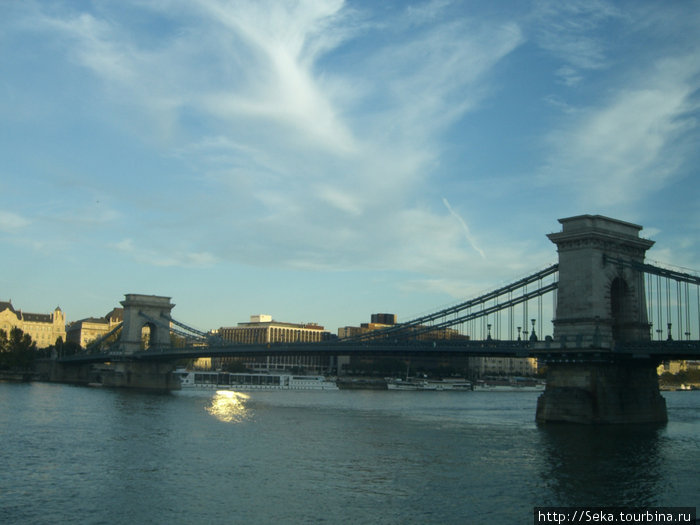 Цепной мост днем Будапешт, Венгрия