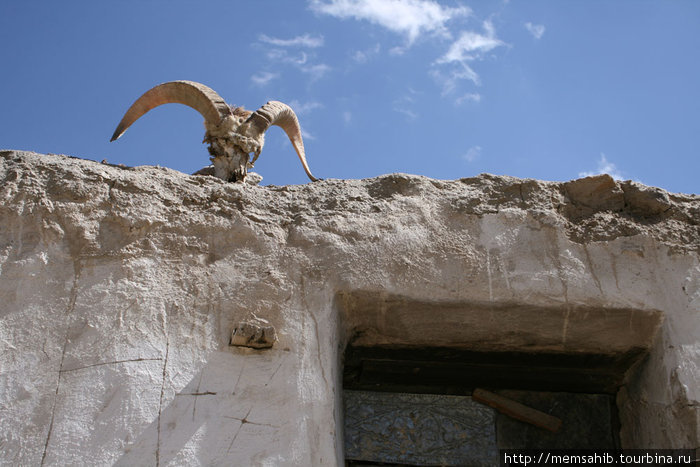 Памирский дом снаружи Горно-Бадахшанская область, Таджикистан