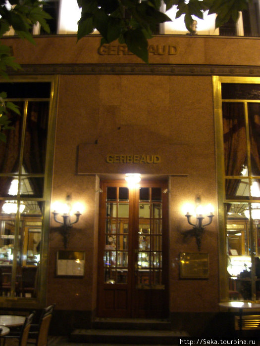 Вход в кафе Будапешт, Венгрия