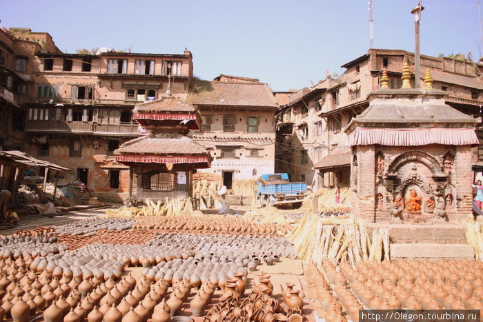 Площадь с горшками Бхактапур, Непал