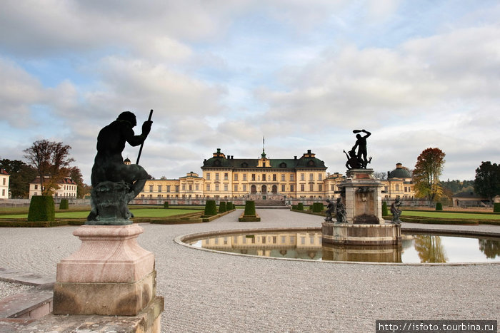 Дворец Дроттнигхольм Эребру, Швеция