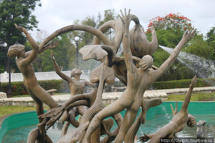 Столица кубинской скульптуры Лас-Тунас, Куба