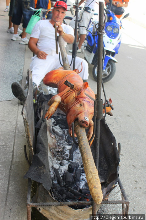 Свинина на вертеле- любимое блюдо Камагуэя Камагуэй, Куба