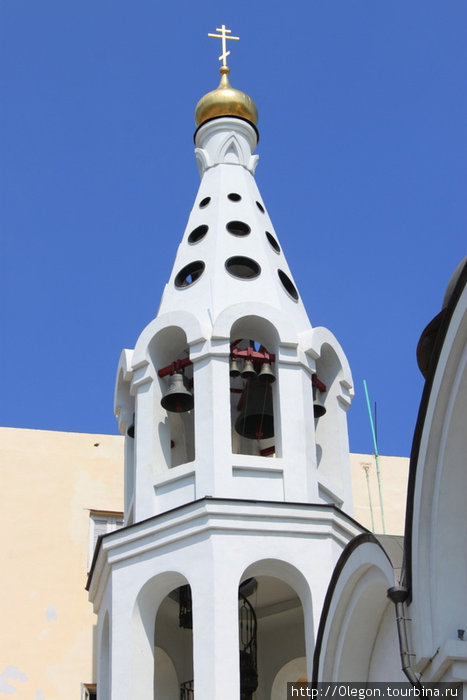 Православная колокольня на Кубе Гавана, Куба