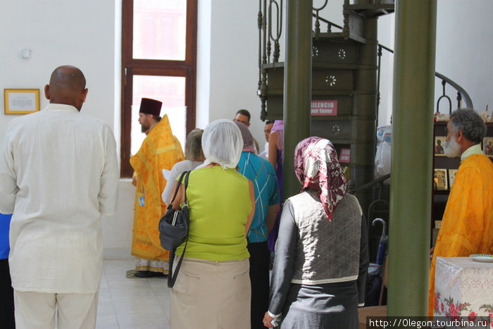 Служба в русской православной церкви Гаваны Гавана, Куба