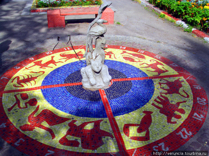 Мозаичный дворик на Чайковского. Санкт-Петербург, Россия