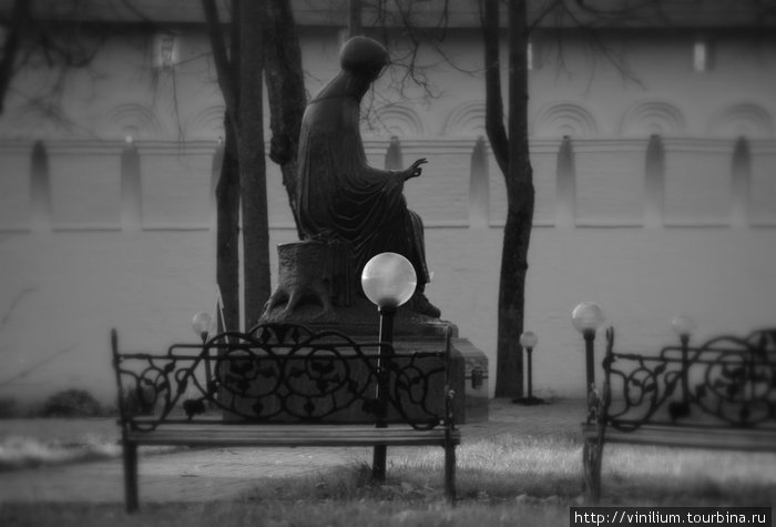 Памятник Савве, ученику Сергия Радонежского. Звенигород, Россия
