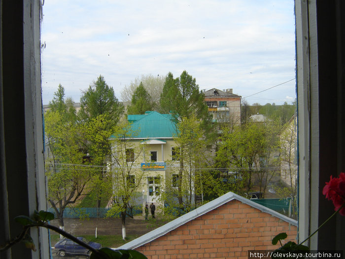 Вид на Устюжну из окна гостиницы Устюжна, Россия