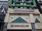 Музей секса.