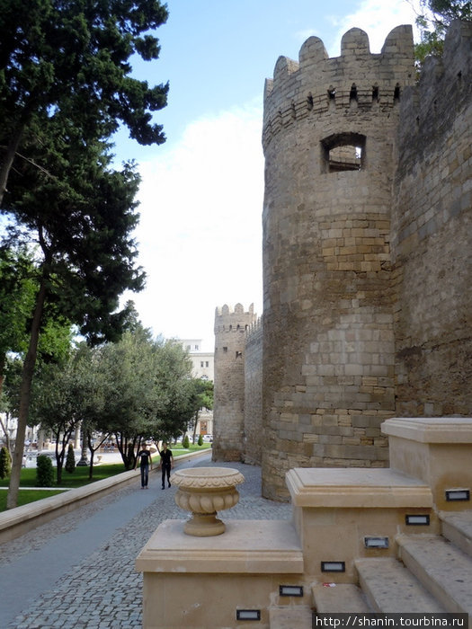 Крепостная башня Баку, Азербайджан