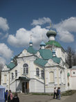 Красивая и нарядная церковь Крылечко