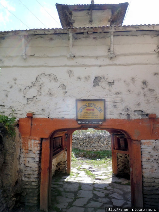 Ворота в Тукуче Тукуче, Непал