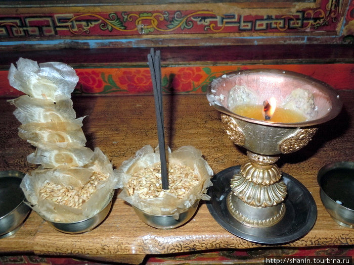 Свечи и светильники Тукуче, Непал