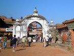 Ворота площади Дурбар в Бхактапуре