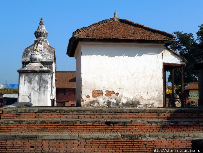 Белый храм Бхактапур, Непал