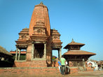 Индуистский храм на площади Дурбар