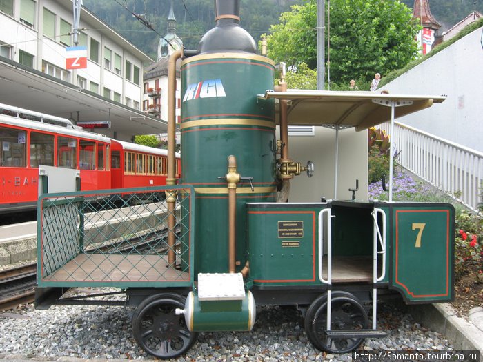 Самый старый паровоз (еще на ходу) Витцнау, Швейцария