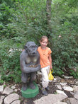 2010 г. А теперь она здесь... Валерия и обезьянка.