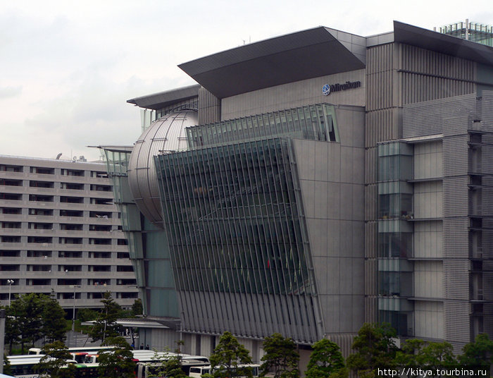 Здание Музея развивающейся науки и инноваций Токио, Япония