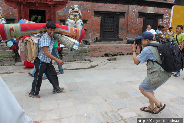 Лови кадр Катманду, Непал